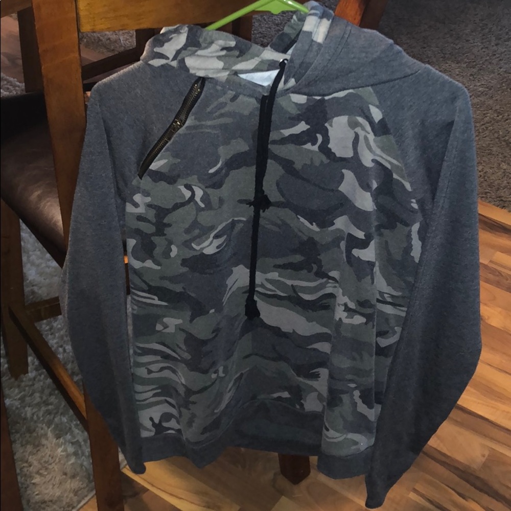Camo double hooded sweatshirt